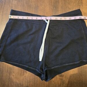 Old Navy shorts M draw string